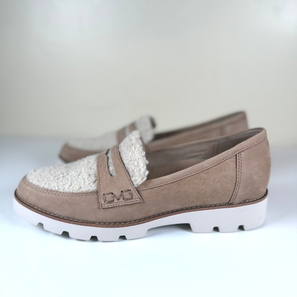 Vionic Cheryl Sherpa Lug Sole Loafers Women's 9 Taupe Suede Cream Neutral Chic - Picture 7 of 14
